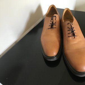 Donald J Pliner - 11M - Saddle